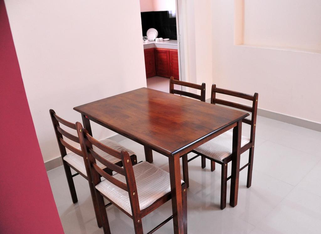 Wayanad Cliff Hotels Apartments Kalpetta Ruang foto